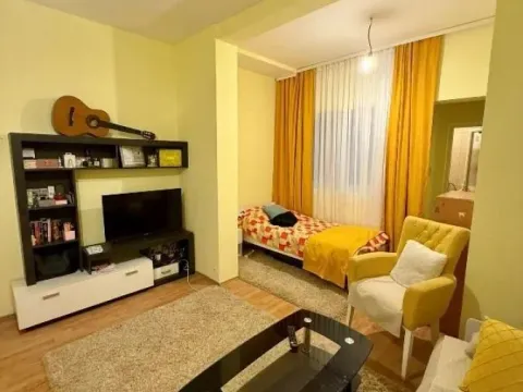 Prodaja, jednosoban stan, 30m², Uciteljsko Naselje, Zvezdara Sve Podlokacije - image 2