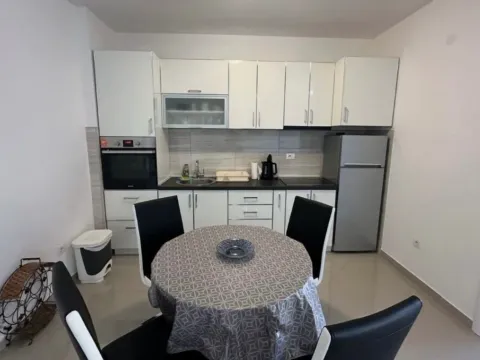 Izdavanje, stan, 59m², Šušanj, Bar - image 7