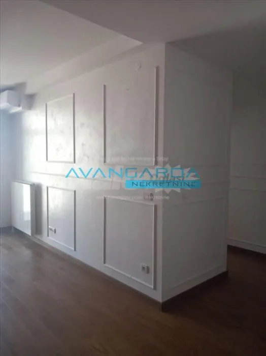 Izdavanje, stan, 56m², Beograd Na Vodi, Beograd