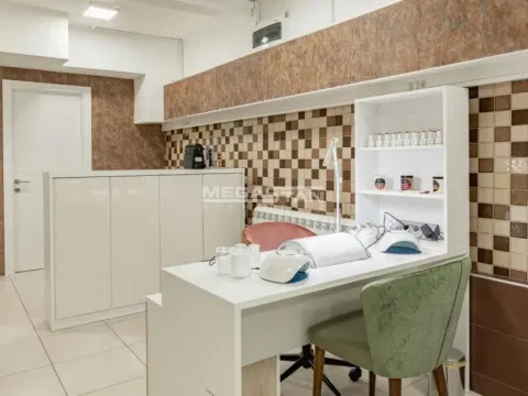 Sale, office space, 140m², Čubura, Beograd - image 3
