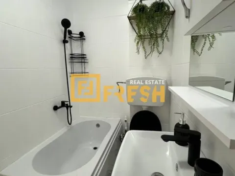 Sale, one bedroom apartment, 54m², Budva, Crna Gora - image 12