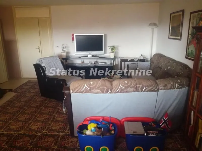Prodaja, kuća, 459m², Petrovaradin, Novi Sad