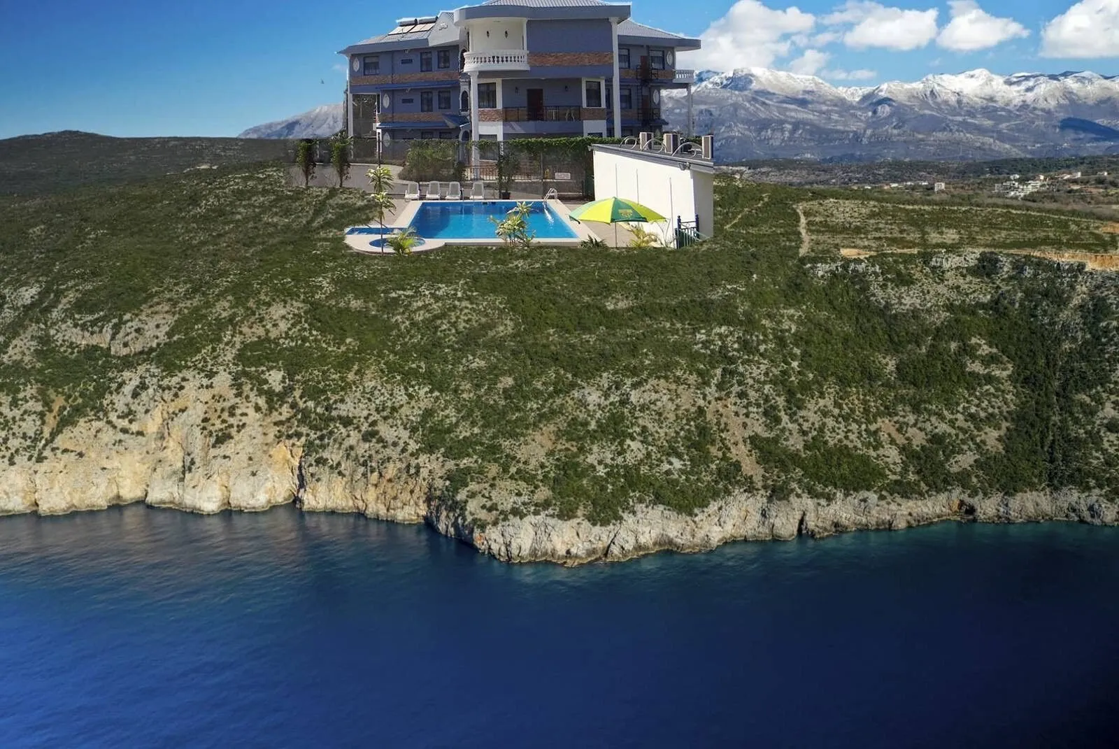 Prodaja, plac, 5000m², Kotor, Crna Gora