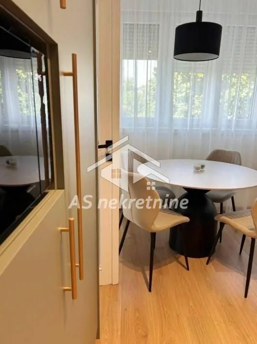 Rent, three bedroom apartment, 77m², Zemun Sve Podlokacije, Beograd