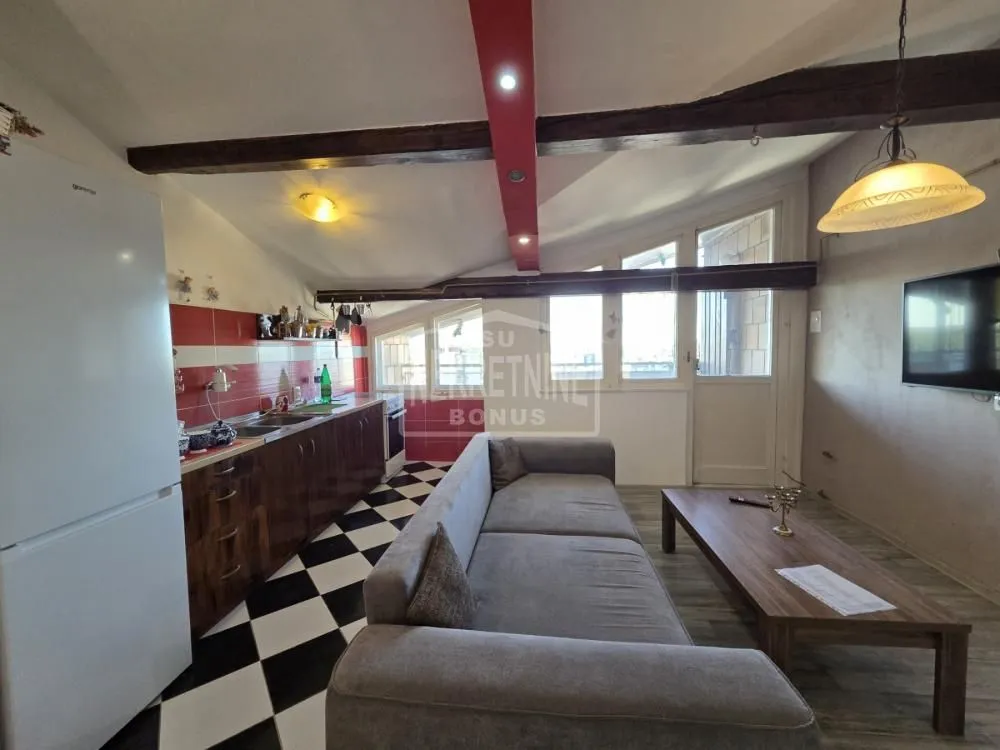 Prodaja, dvosoban stan, 66m², Radijalac, Subotica