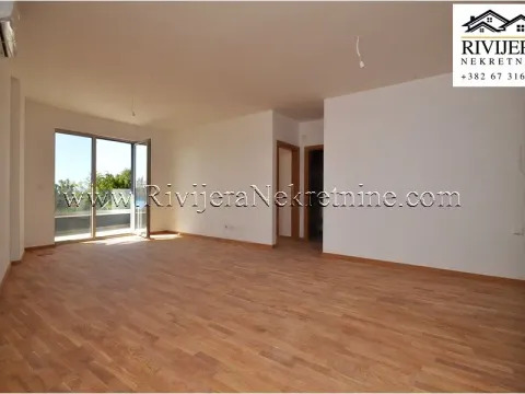 Sale, one bedroom apartment, 48m², Bečići, Budva - image 6