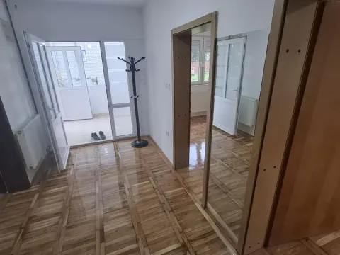 Izdavanje, trosoban stan, 100m², Veternička rampa, Novi Sad Sve Podlokacije - image 12
