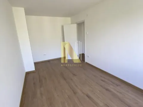 Rent, four bedroom apartment, 80m², Novo naselje, Novi Sad - image 14