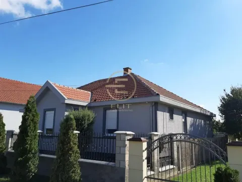 Sale, house, 154m², Sajlovo, Novi Sad Sve Podlokacije - image 17