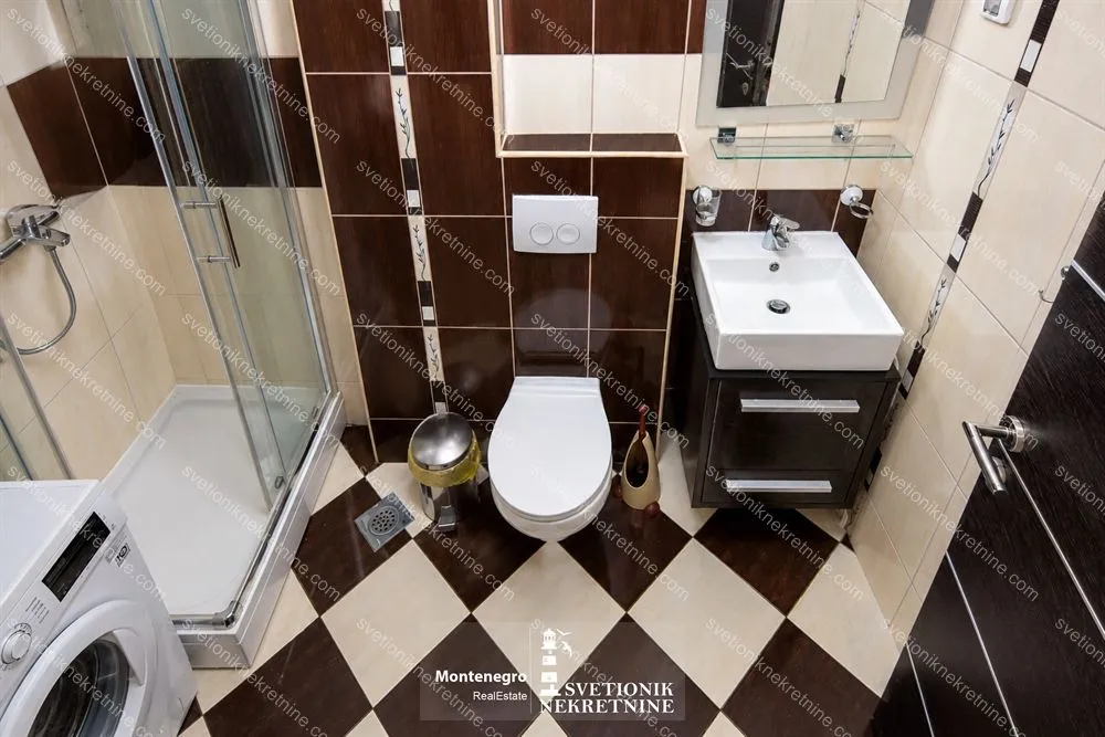 Prodaja, dvosoban stan, 85m², Kumbor, Herceg Novi