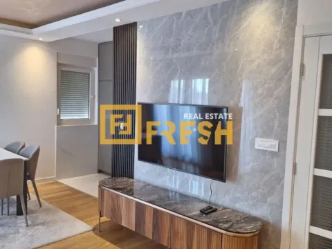 Rent, three bedroom apartment, 94m², City Kvart, Podgorica - image 5