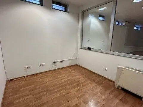 Izdavanje, poslovni prostor, 157m², Preko Morače, Podgorica - image 2