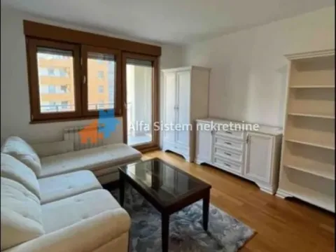 Izdavanje, dvosoban stan, 52m², Novi Beograd Blok 67, Novi Beograd Sve Podlokacije