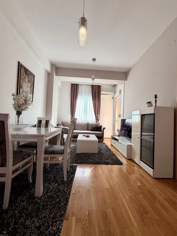 Izdavanje, jednosoban stan, 42m², Ljubović, Podgorica