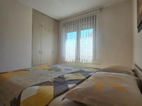 Izdavanje, trosoban stan, 82m², Nova Dalmatinska, Podgorica - image 8