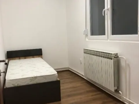 Rent, four bedroom apartment, 87m², Crveni Krst, Beograd - image 11