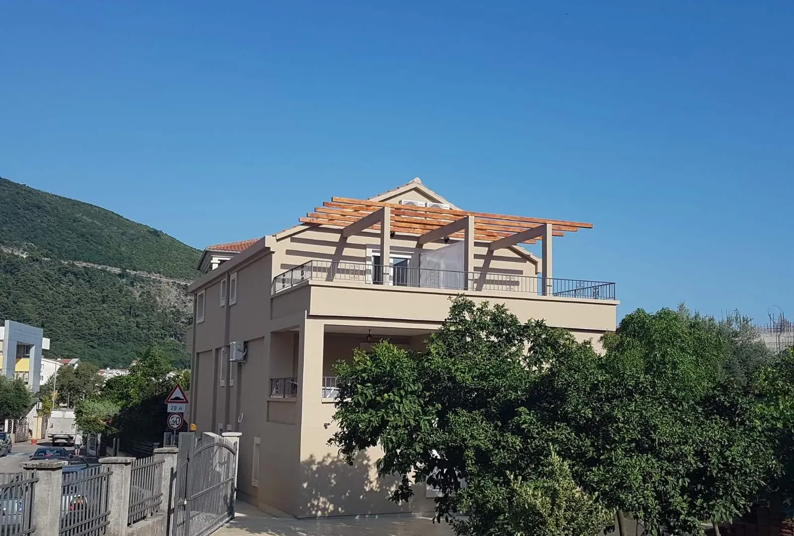 Prodaja, kuća, 498m², Budva, Crna Gora