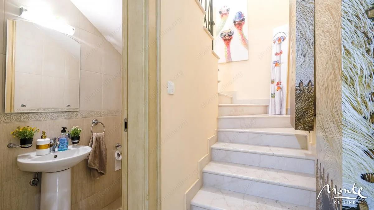 Prodaja, kuća, 174m², Kotor, Crna Gora