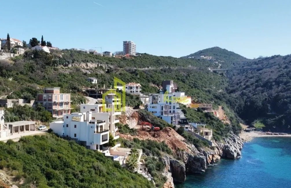 Sale, office space, 2640m², Dobre Vode, Bar