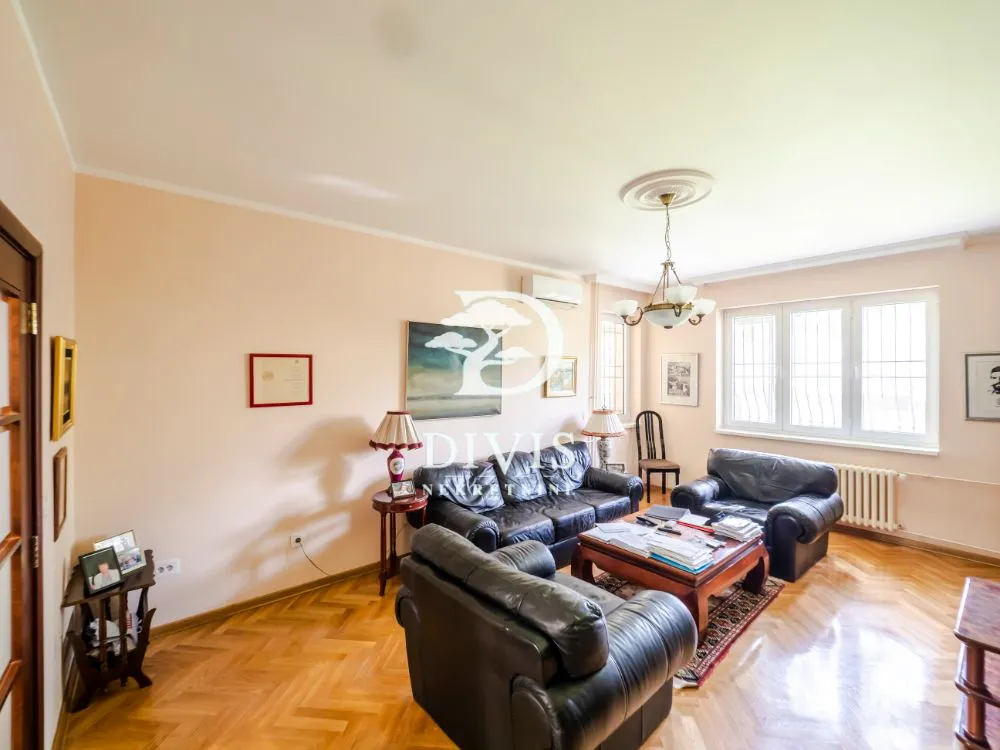 Prodaja, trosoban stan, 98m², Dedinje Sve Podlokacije, Beograd