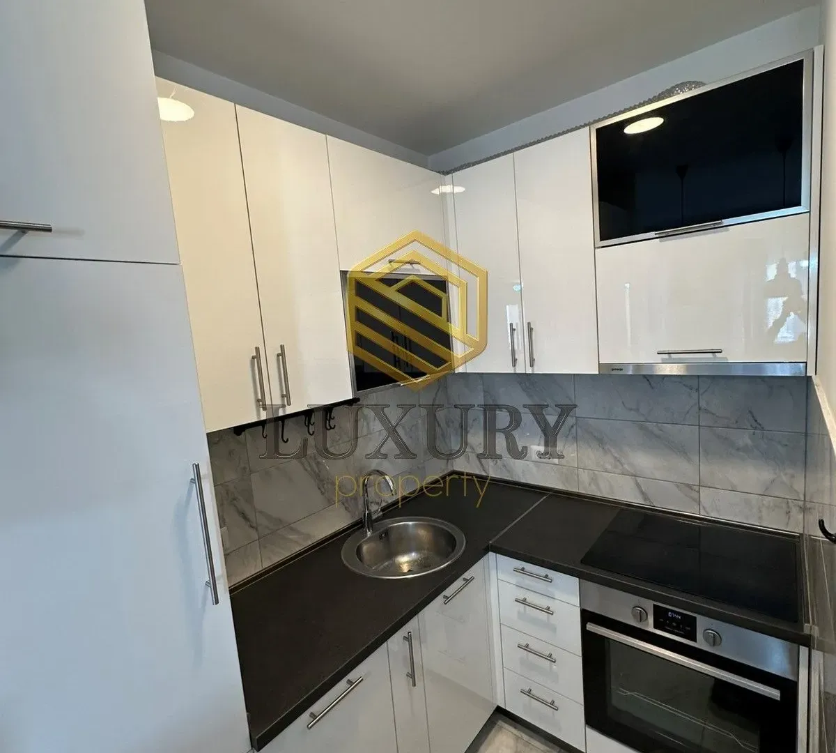 Izdavanje, jednosoban stan, 40m², Ljubović, Podgorica