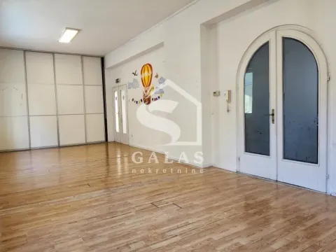 Izdavanje, kuća, 343m², Neimar, Vračar Sve Podlokacije - image 3