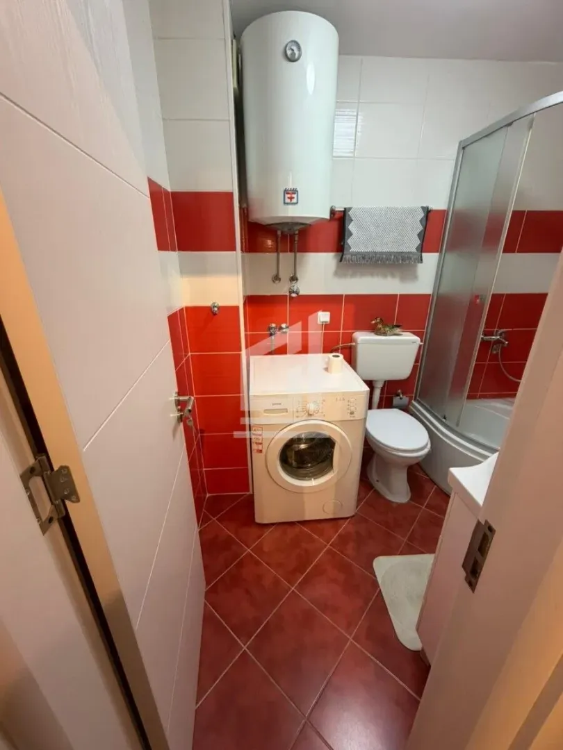 Prodaja, dvosoban stan, 59m², Krivi Most, Podgorica