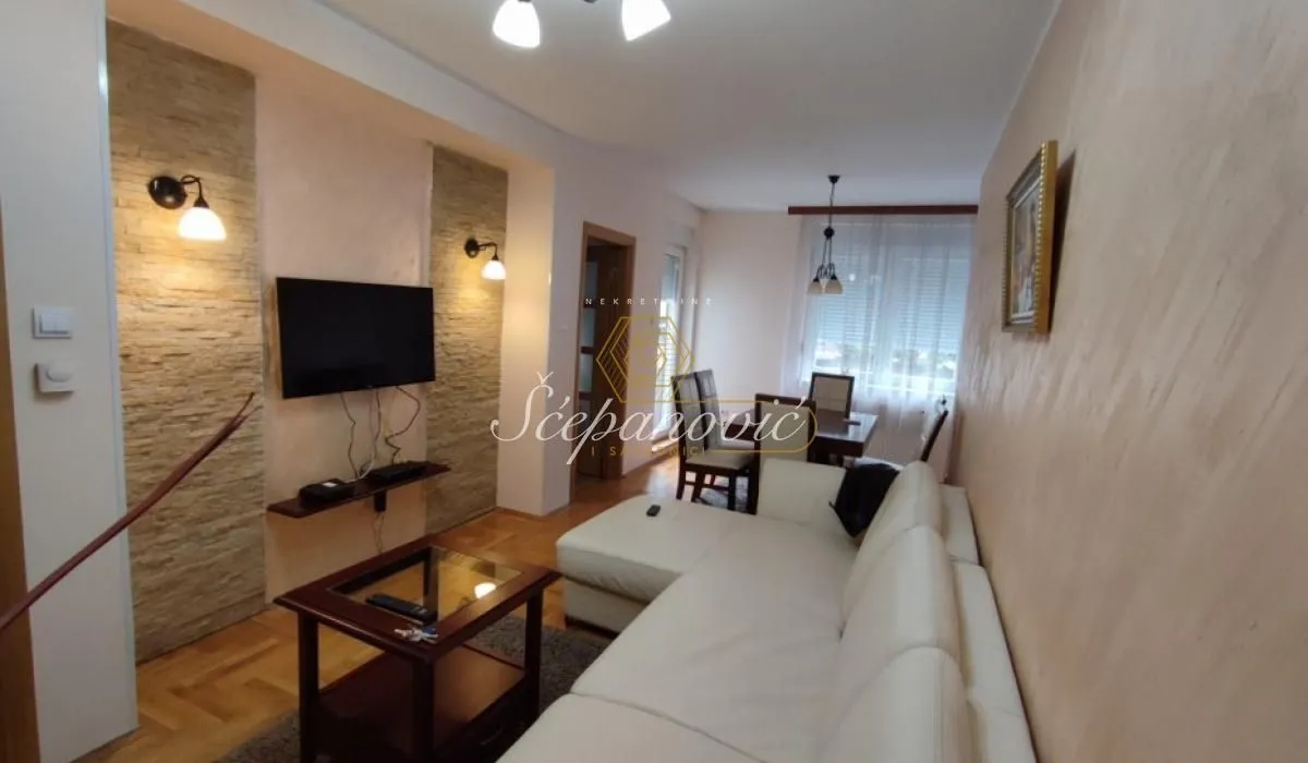 Prodaja, dvosoban stan, 43m², Grbavica, Novi Sad Sve Podlokacije