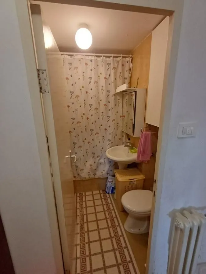 Prodaja, trosoban stan, 65m², Sajmište, Novi Sad