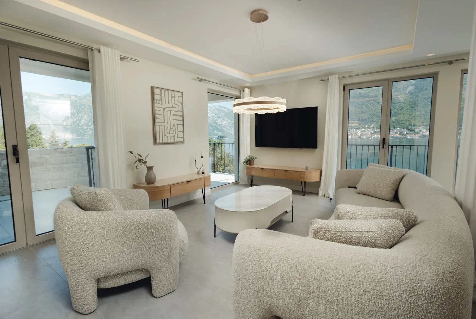 Sale, house, 400m², Stoliv, Kotor