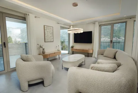 Sale, house, 400m², Stoliv, Kotor - image 8
