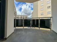 Prodaja, jednosoban stan, 57m², City Kej, Podgorica - image 10