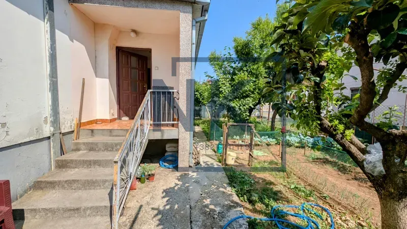 Prodaja, kuća, 120m², Gornja Gorica, Podgorica