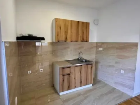 Izdavanje, jednosoban stan, 45m², Zabjelo, Podgorica - image 7