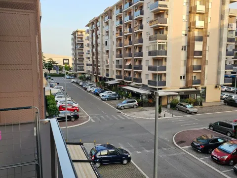 Izdavanje, jednosoban stan, 46m², City Kvart, Podgorica - image 6