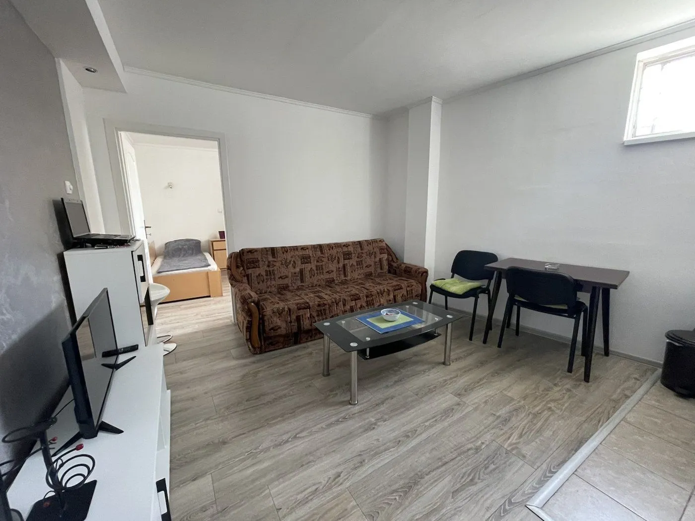 Prodaja, jednosoban stan, 30m², Rotkvarija, Novi Sad Sve Podlokacije