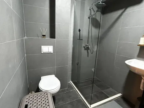 Izdavanje, jednosoban stan, Zabjelo, Podgorica - image 6