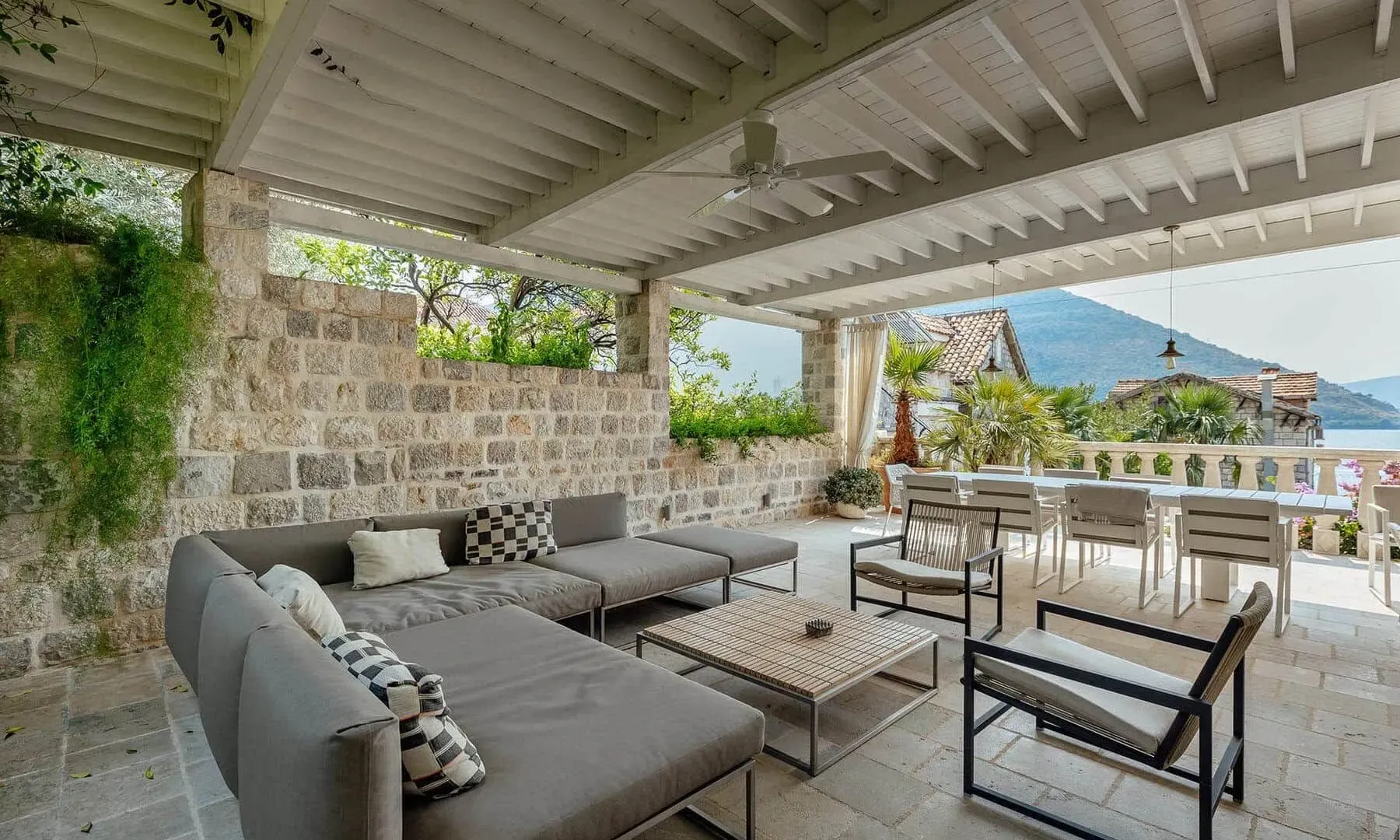 Prodaja, kuća, 382m², Perast, Kotor