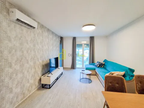 Sale, one bedroom apartment, 57m², Bečići, Budva - image 10