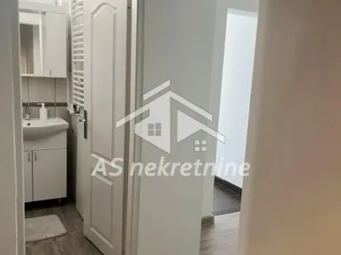 Izdavanje, dvosoban stan, 40m², Stari Grad, Beograd - image 12