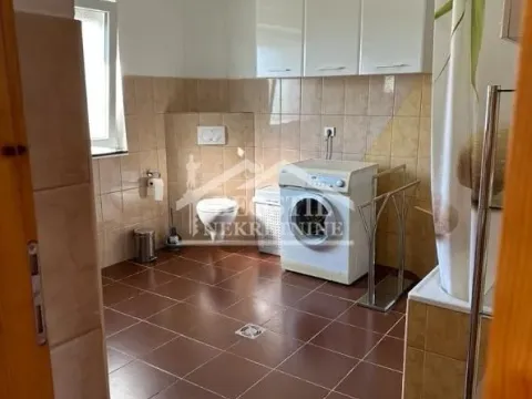 Prodaja, kuća, 135m², Stara Pazova, Srbija - image 6