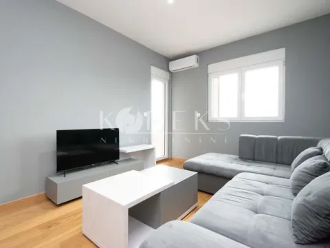 Izdavanje, jednosoban stan, 44m², New City, Podgorica - image 3
