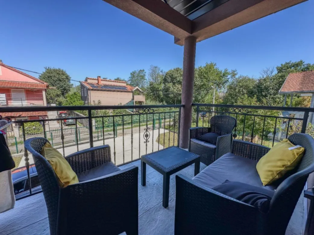 Izdavanje, jednosoban stan, 55m², Gornja Gorica, Podgorica