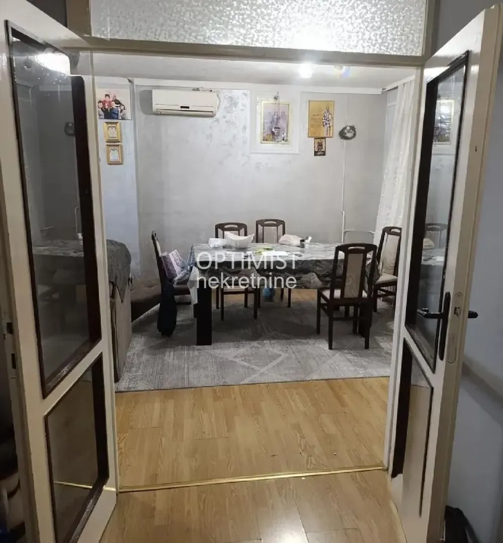 Prodaja, dvosoban stan, 75m², Novi Beograd Blok 62, Novi Beograd Sve Podlokacije