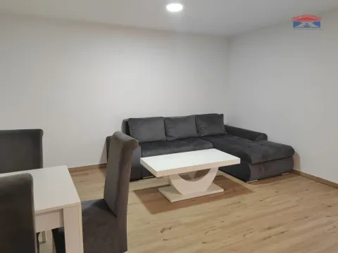 Izdavanje, dvosoban stan, 50m², Sajlovo, Novi Sad Sve Podlokacije - image 4