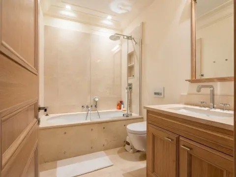Prodaja, dvosoban stan, 123m², Porto Montenegro, Tivat - image 11