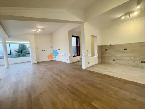 Izdavanje, četvorosoban stan, 174m², Savski Venac, Beograd - image 4
