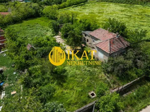 Prodaja, kuća, 90m², Irig, Srbija - image 1