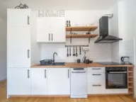 Izdavanje, jednosoban stan, 52m2, Dobrota, Kotor