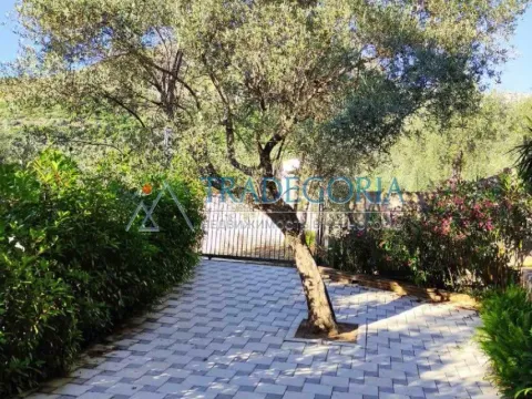 Prodaja, kuća, 350m², Bar, Crna Gora - image 5